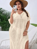 Saída de Praia Longa Plus Size Detalhes Vazados